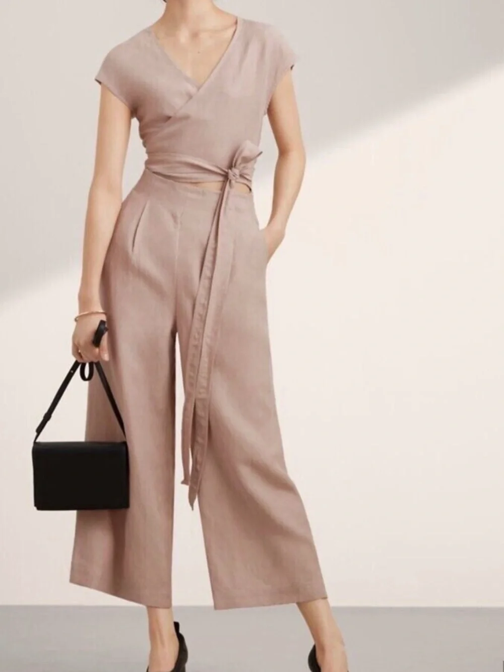 Wilfred Aritzia Brax Linen Jumpsuit Size 6 beige color
